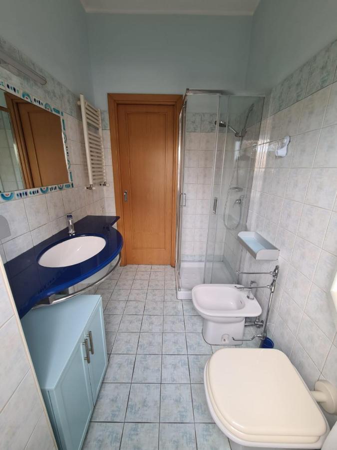 La Pioggia Nel Pineto Apartment Gaeta Bagian luar foto