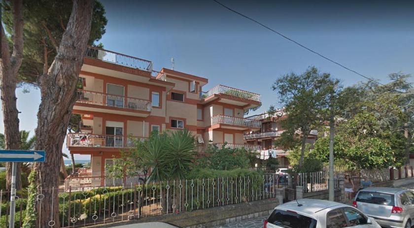 La Pioggia Nel Pineto Apartment Gaeta Bagian luar foto